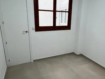 Piso en  Carrer del Cardenal Benlloch 16 - Foto 12