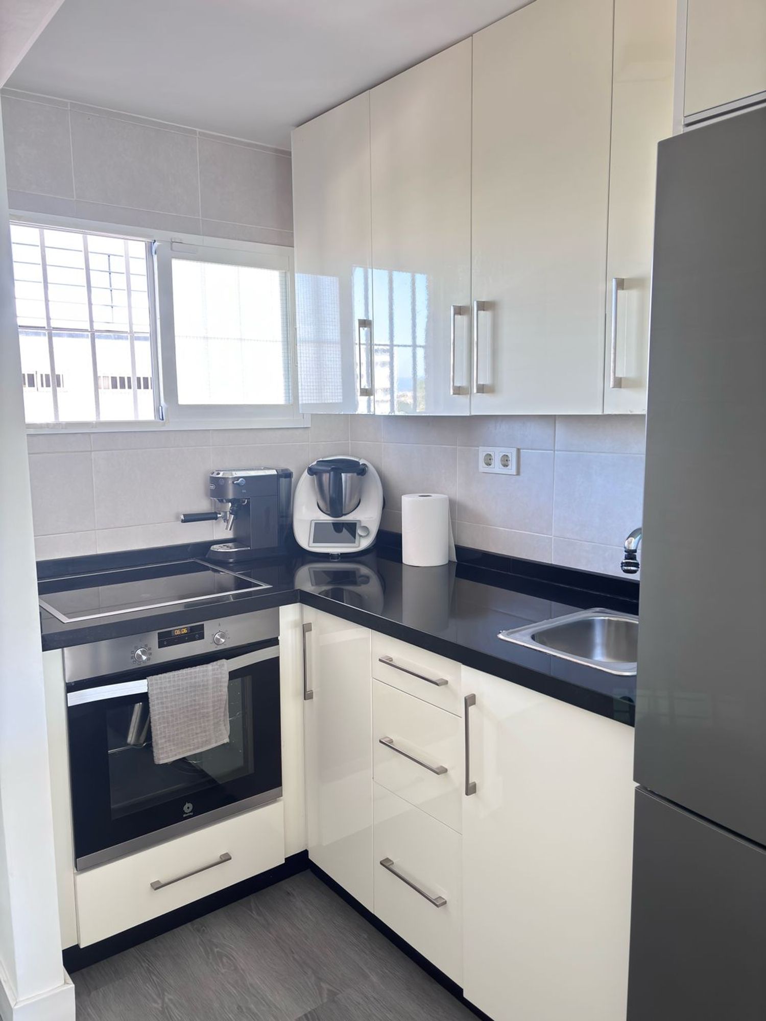 Piso en avenida de la Telefónica, 15 - Foto 9