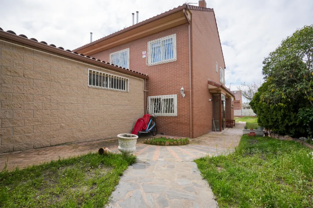 Chalet en  Calle Salvador Allende 92 - Foto 27