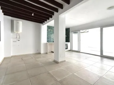 Piso en  Carrer de Bernat Amer 2 - Foto 3