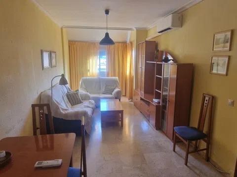 Piso en calle Hermanos Arcas, 7