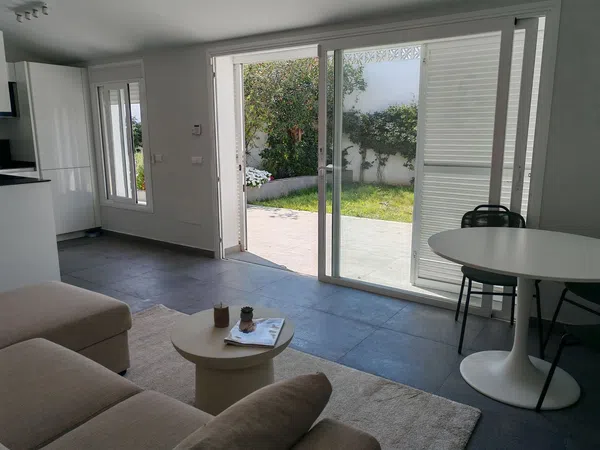 Casa independiente en Urb. puerto romano Barrio Las Lomas - Foto 10