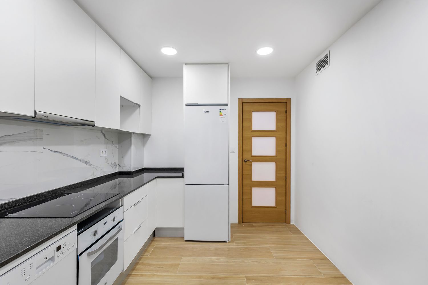 Piso en Plaza de Capdepont, 1, Centro - Muelle Pesquero - Foto 15