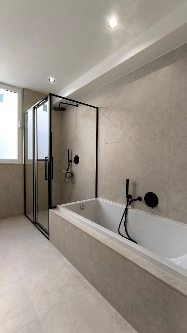 Piso en  Carrer de Gaspar Torrella 9 - Foto 10