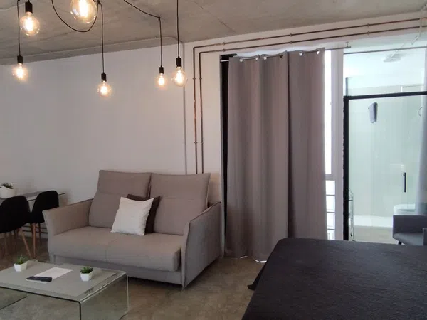 Estudio en plaza de la Corredera, 6 - Foto 2