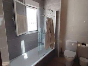 Chalet en Alcala del Río - Foto 5