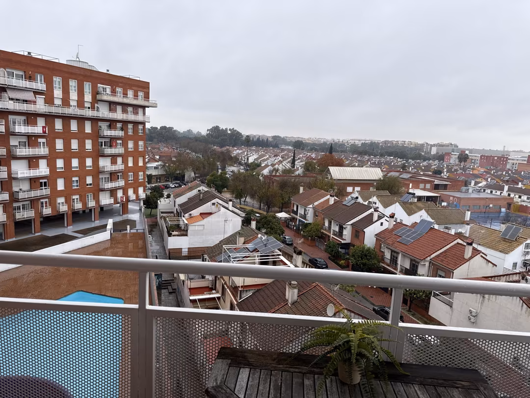 Piso en  Calle Piropo 2