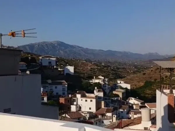 Casa de pueblo en Almáchar - Foto 1