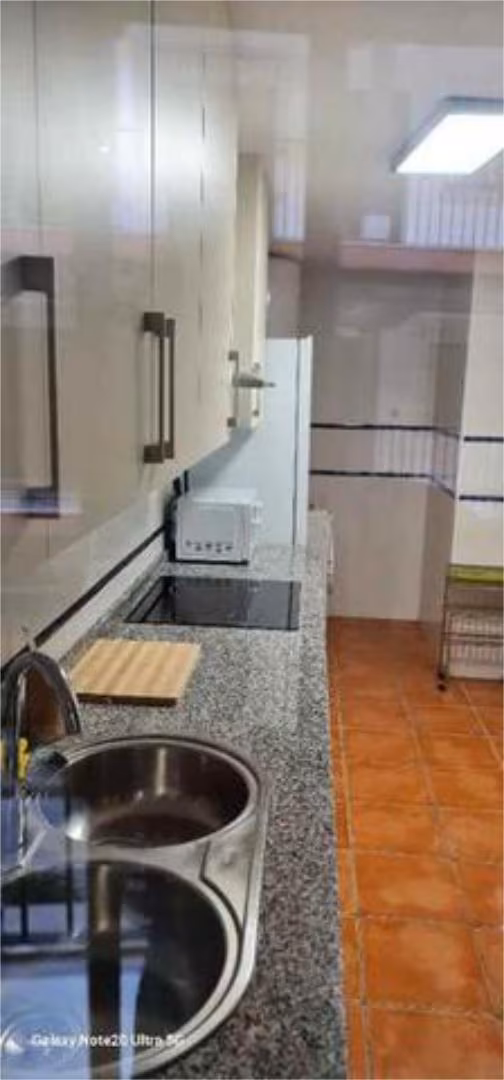 Piso en La Zubia - Foto 8