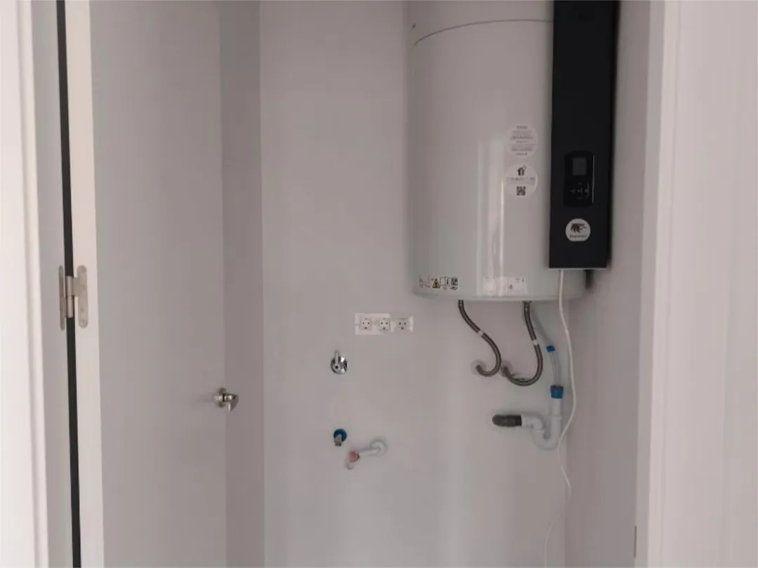 Piso en  Carrer Carlos Antón Pastor 58 - Foto 7