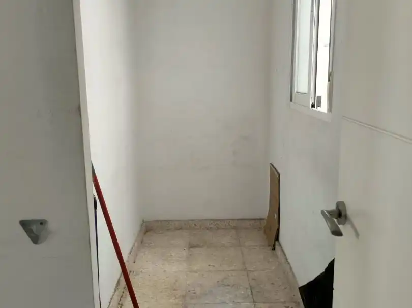 Local comercial en  Avenida de la Paloma 8 - Foto 6