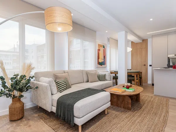 Piso en calle de Edgar Neville, 37