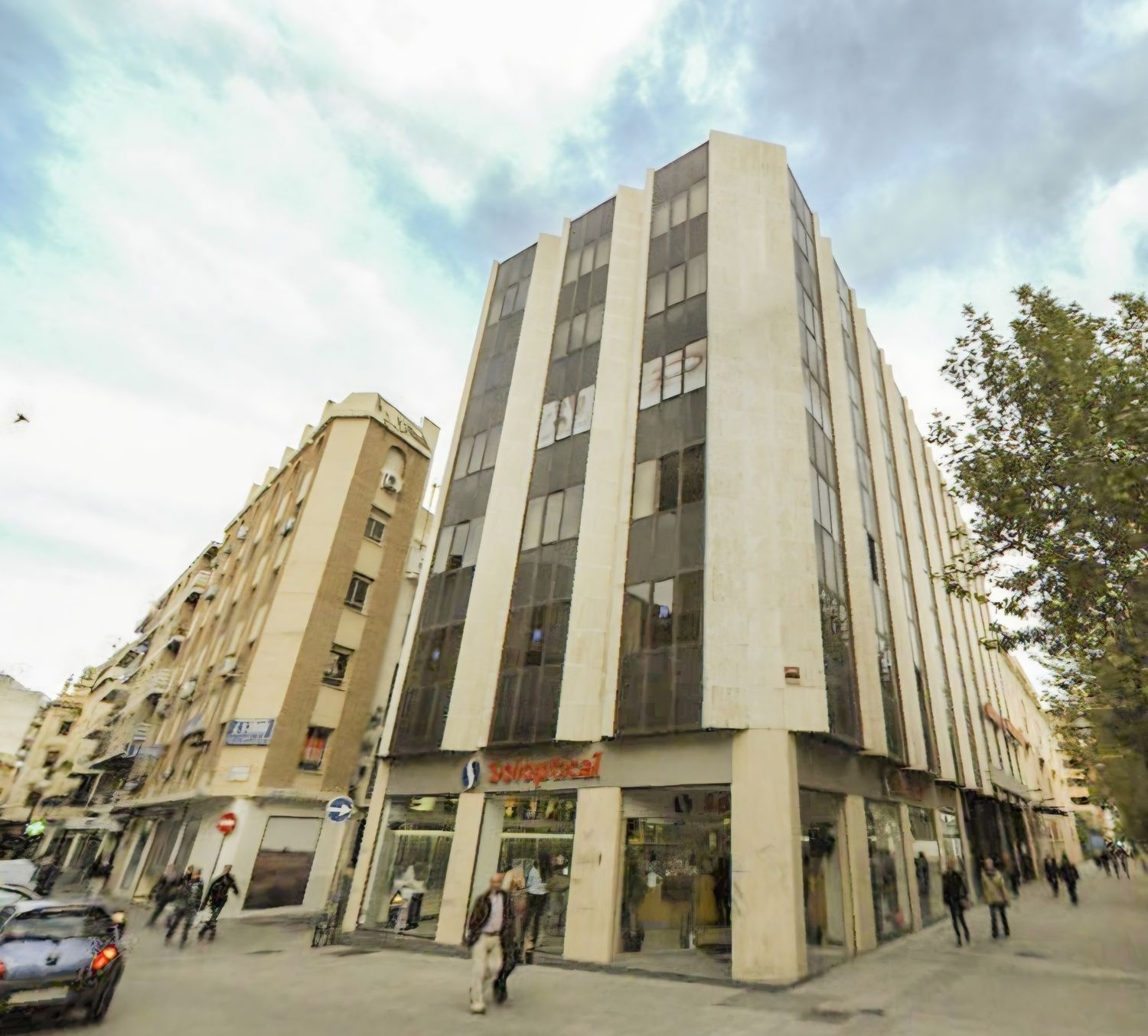 Piso en Avenida del Gran Capitán, 1 - Foto 2