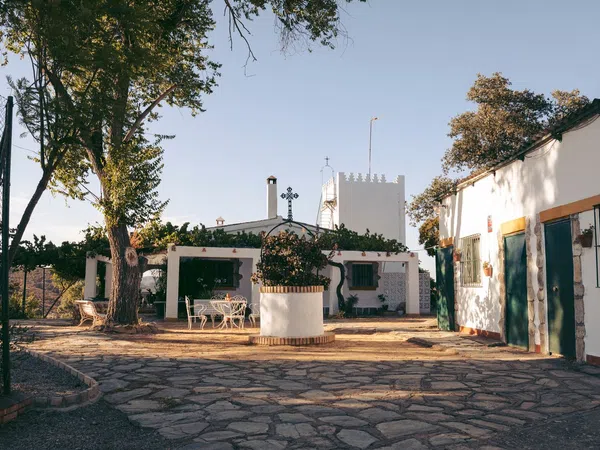 Casa independiente en carretera de El Castillo de las Guardas, 1 km
