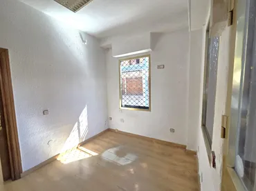 Local comercial en  Calle TERUEL - Foto 4