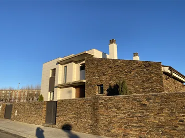 Chalet en  Carrer de Golmés 3 - Foto 7