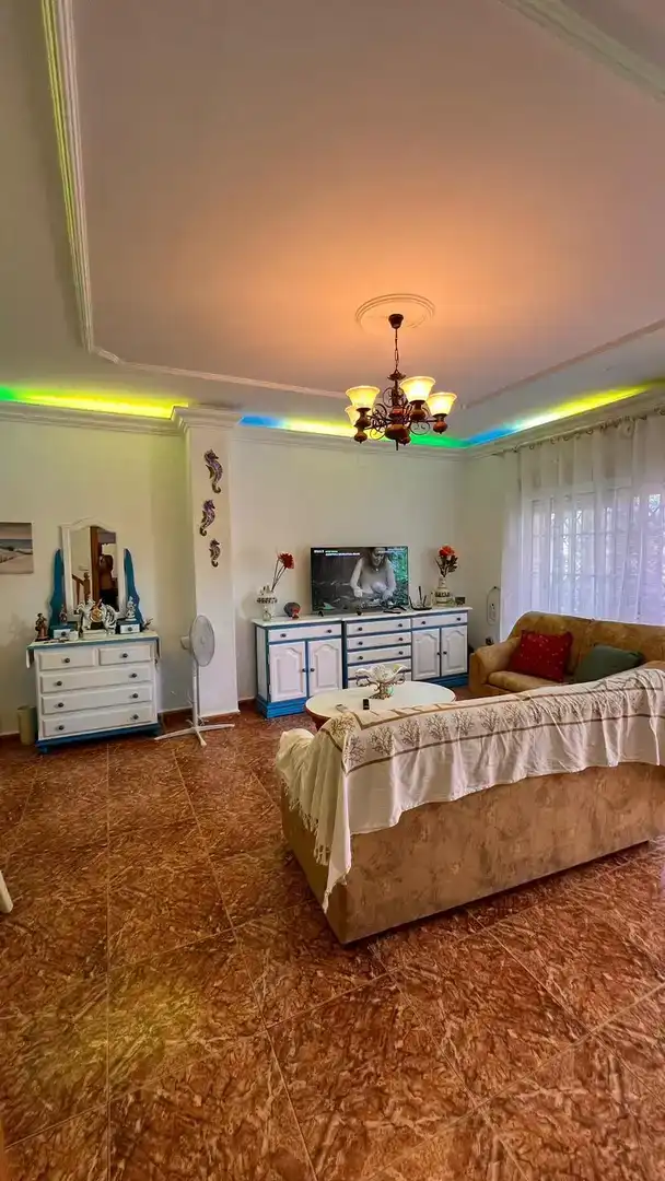 Planta baja en  Calle Isla Margarita 7 - Foto 6