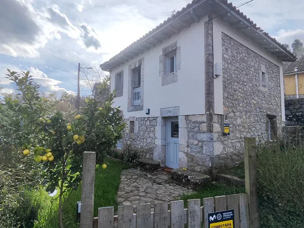 Chalet pareado en Lugar Riego, 66, Vidiago-Pendueles-Tresgrandas, Vidiago-Pendueles-Tresgrandas - Foto 1