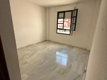 Piso en  Plaza de la Flor del Olivo 4 - Foto 5