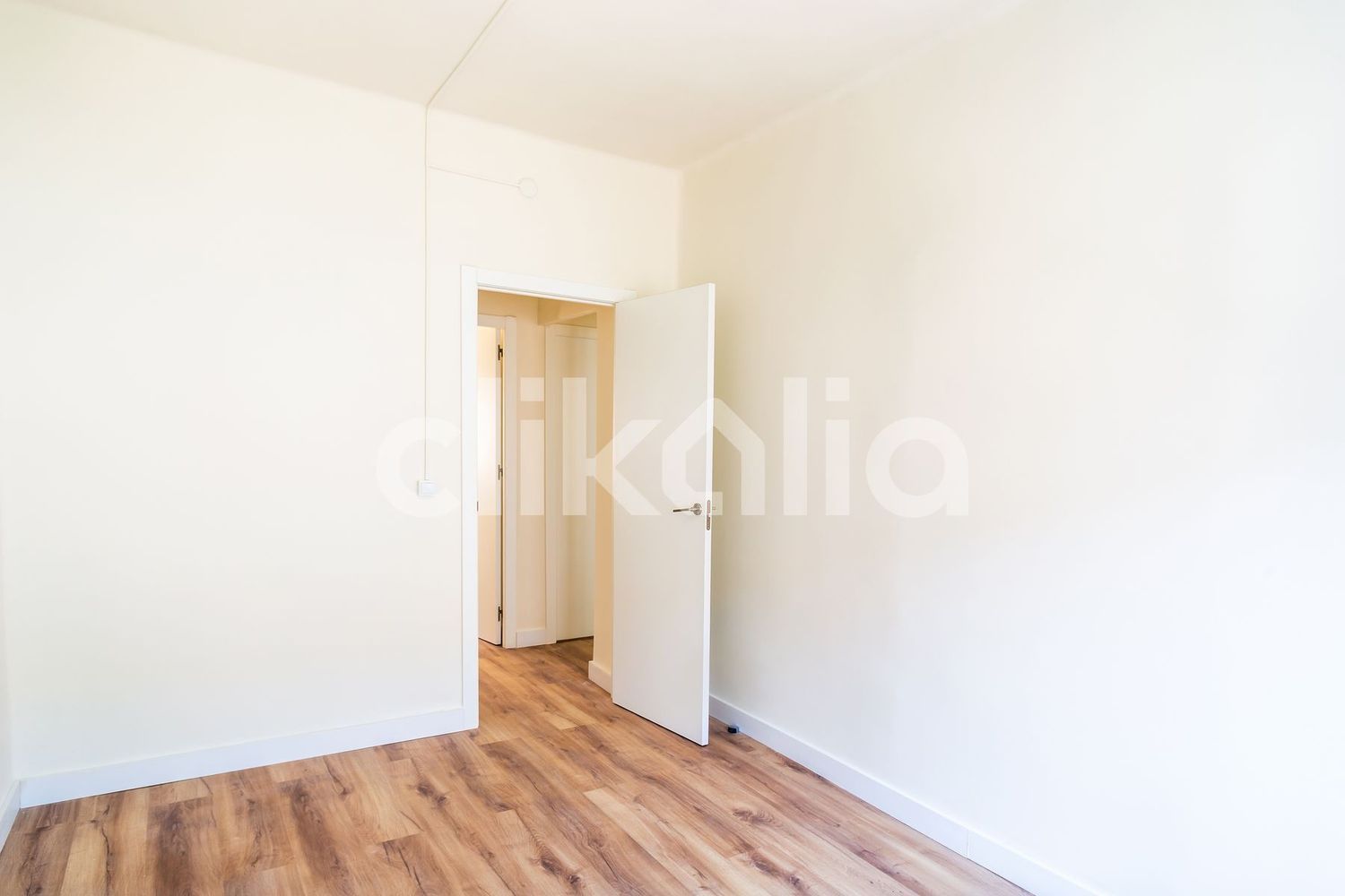 Piso en calle Profesores Hermanos Muñoz - Foto 13