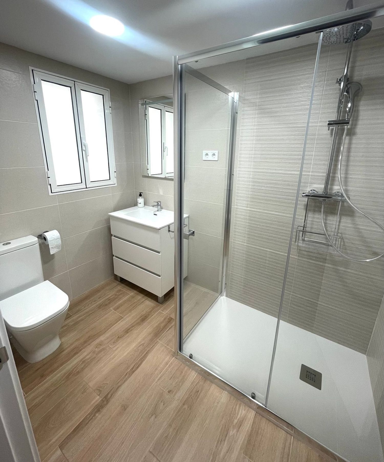 Piso en avenida de la Viñuela, 25 - Foto 2