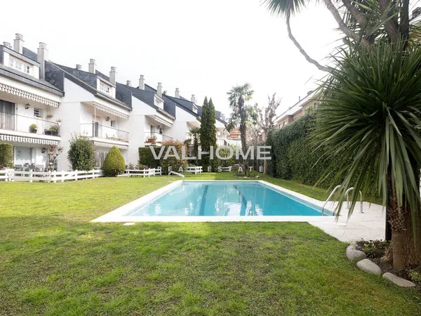 Casa o chalet independiente en Avenida de l'Enllaç - Foto 39
