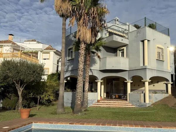 Casa o chalet independiente en Calle Arcángeles, 19, Cerrado de Calderón - Hacienda Paredes - Foto 1