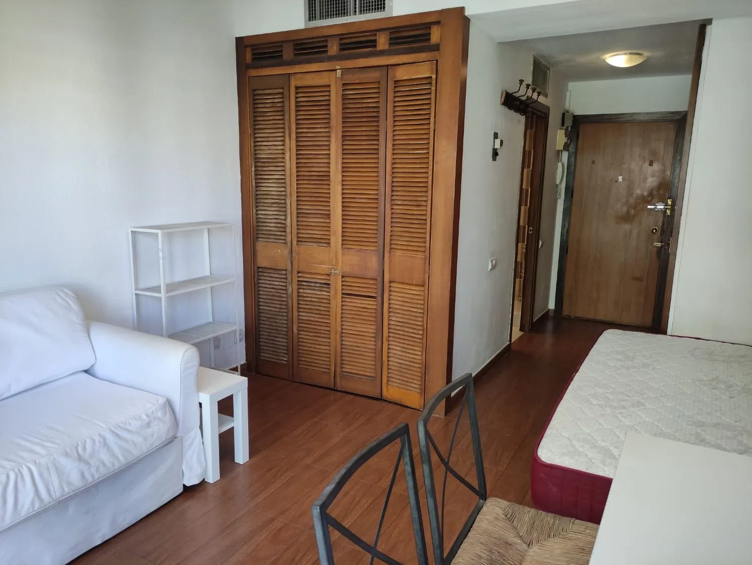 Estudio en calle de la Infanta Mercedes, 92 - Foto 4