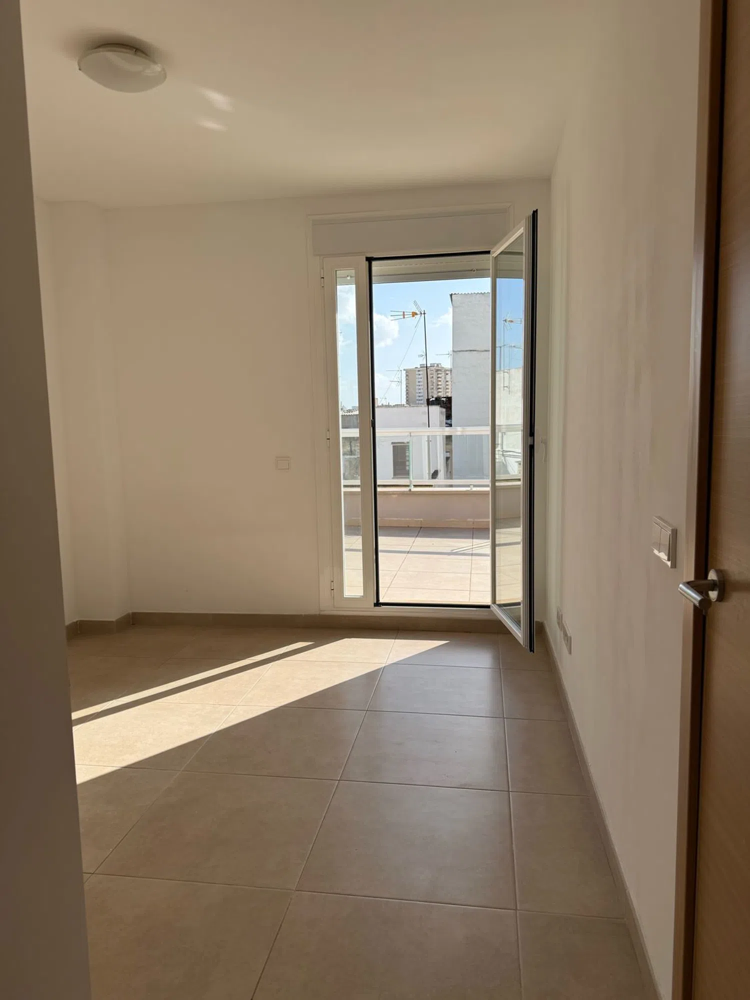 Ático en calle de Pascual Ribot, 50 - Foto 3