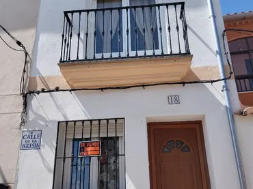Casa adosada en  Calle Iglesia de Belen 16 - Foto 1