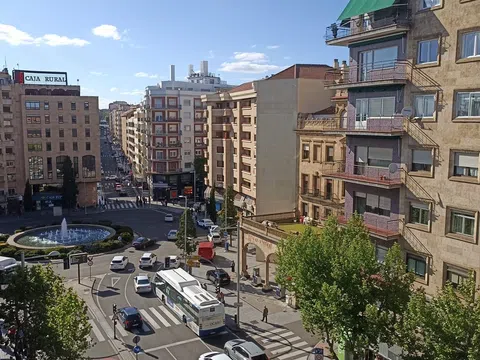 Piso en calle Bientocadas, 3
