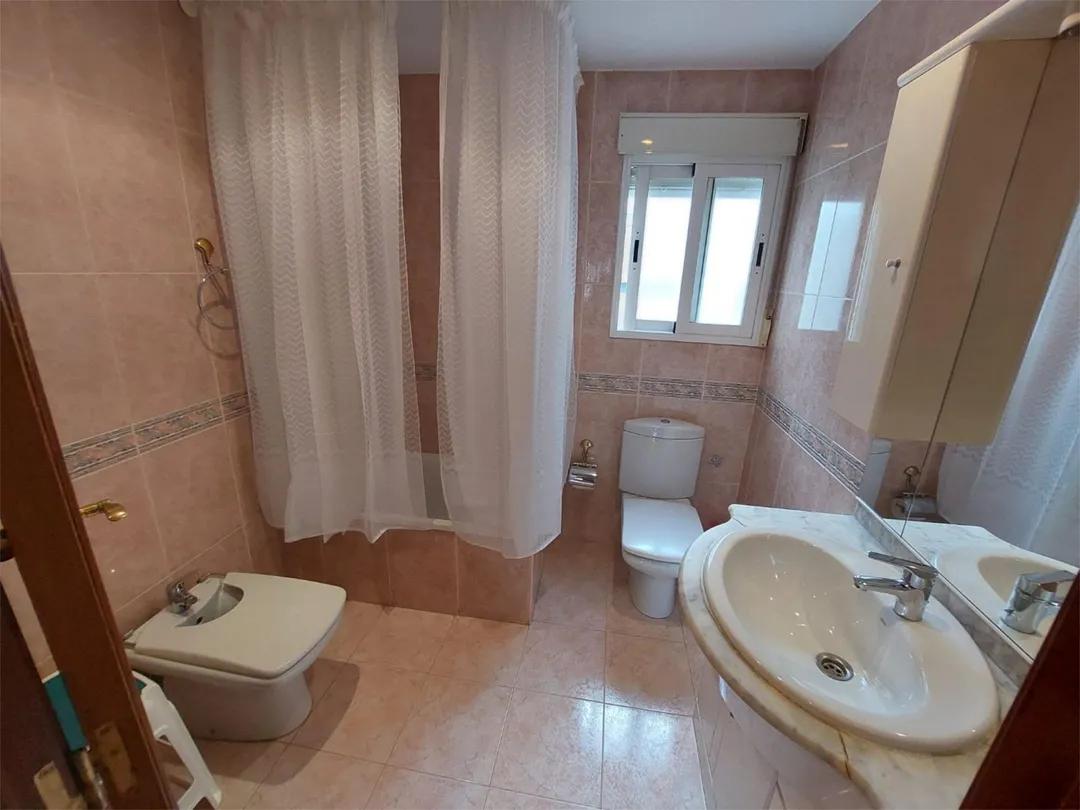 Piso en  Avenida de Dílar 9 - Foto 13