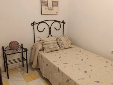 Piso en  Calle Marqués de Guadalcázar 1 - Foto 5