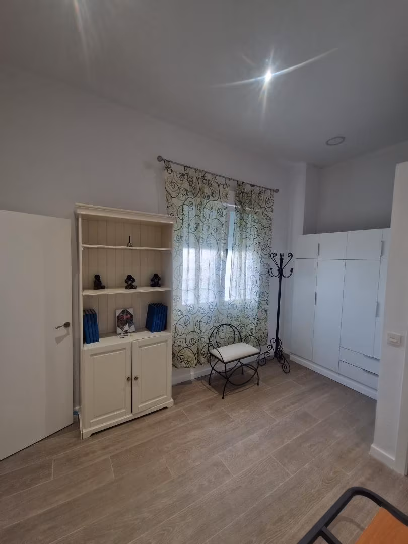 Apartamento en  Calle Frailes Cartujos 3 - Foto 5