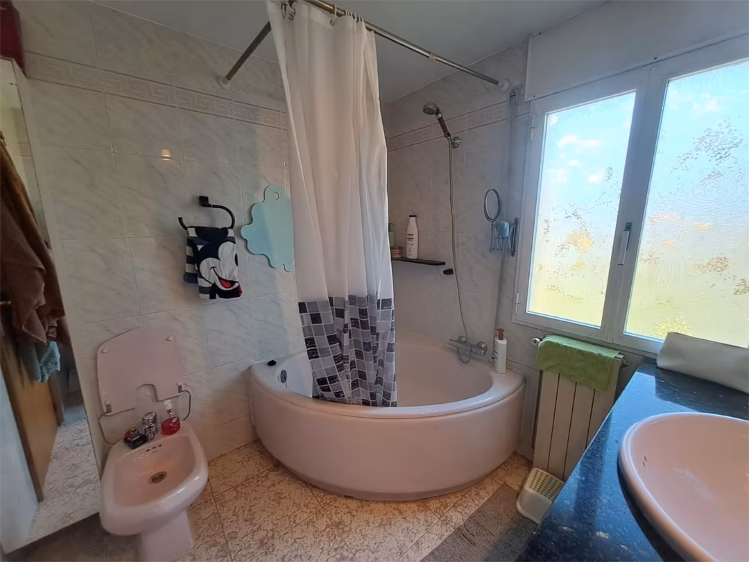 Piso en  Carrer de Fluvià 223 - Foto 3