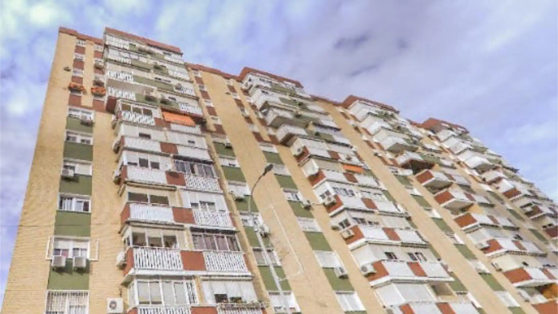 Piso en Cerro-Amate - Foto 1