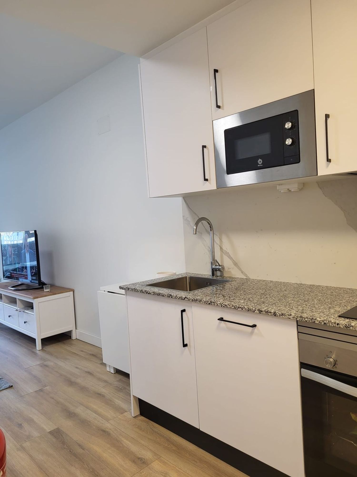 Estudio en paseo de Europa, 30 - Foto 3