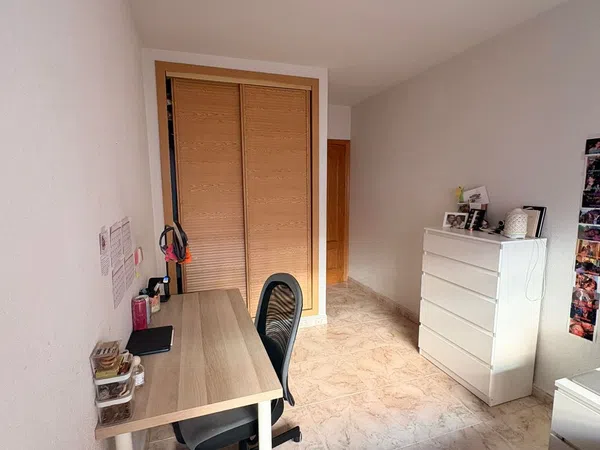 Piso en calle Jacinto Benavente, 27 - Foto 1
