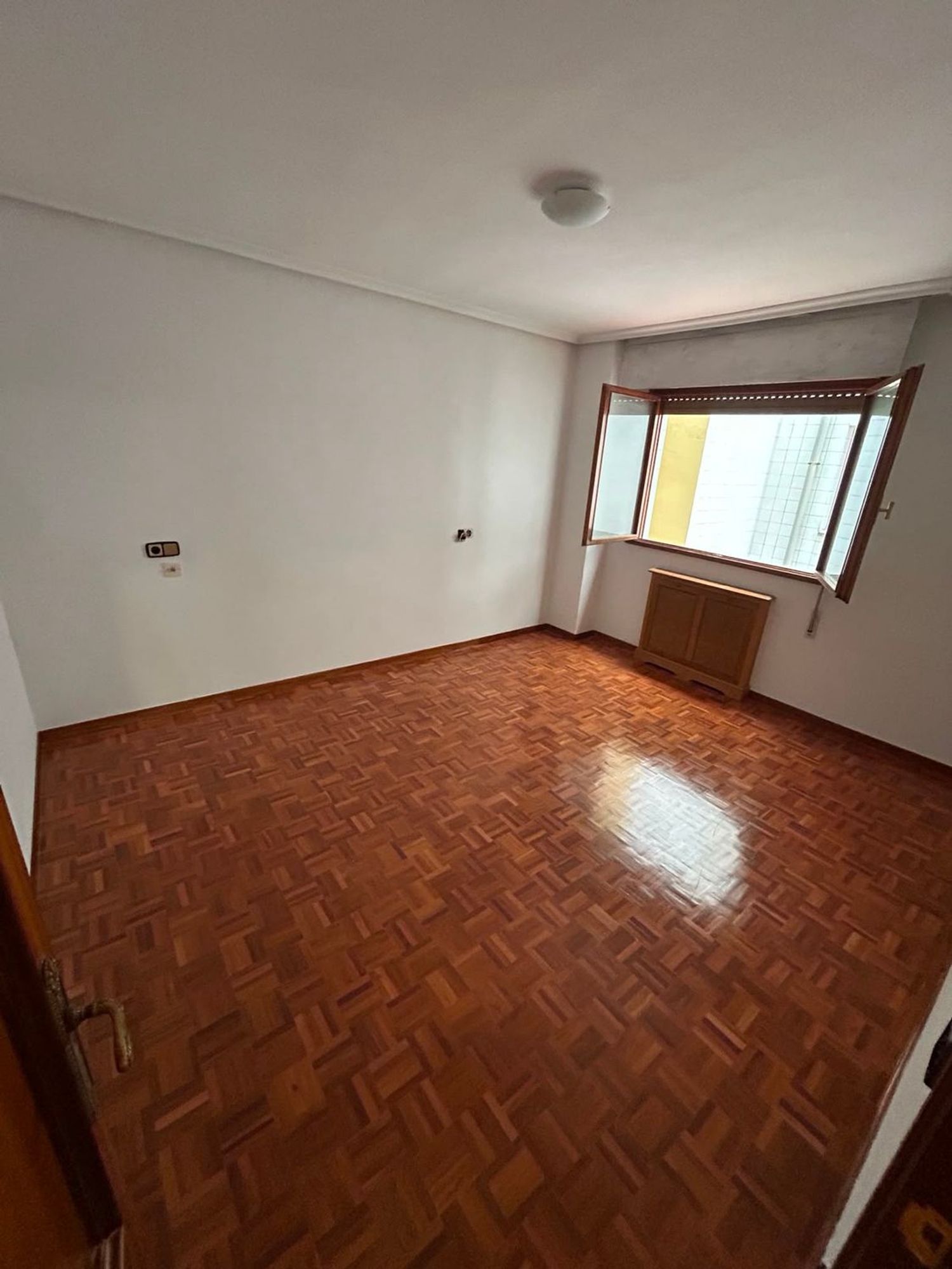 Piso en Calle Uría, 64, Parque San Francisco-Uría - Foto 6