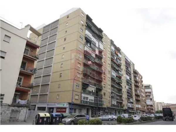 Piso en Avenida Juan Pereda Pila, 5, Santa Marina - La Paz, Santa Marina - La Paz - Foto 1
