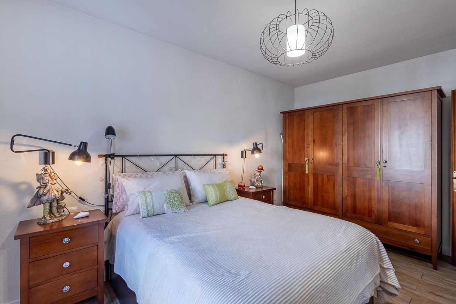 Chalet adosado en Joaquina Eguaras - Foto 13