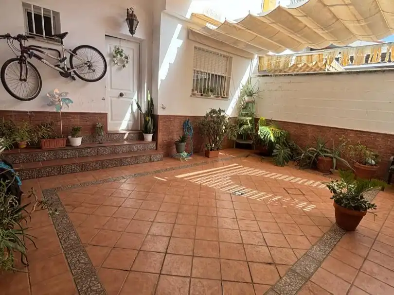 Chalet en  Calle Buero Vallejo 62 - Foto 3