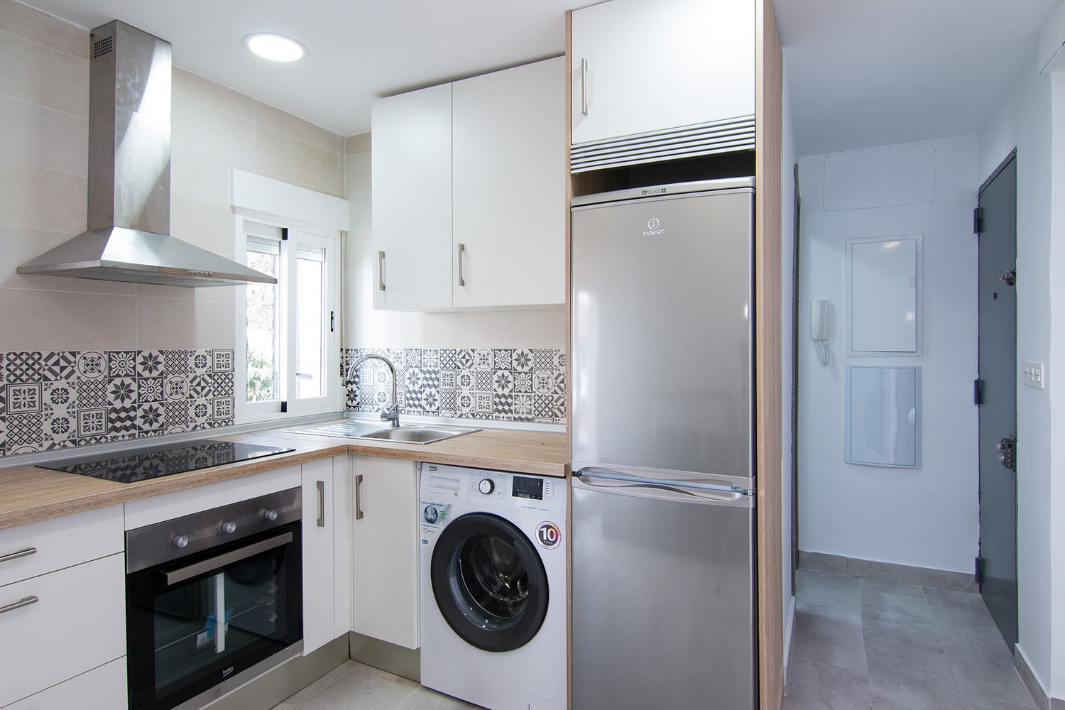 Piso en calle Maestro Moreno Torroba, 4 - Foto 2