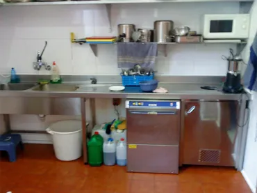 Local comercial en  Carrer Ramon i Cajal 7 - Foto 5