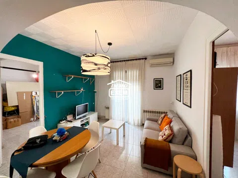 Piso en calle de la Conca de Barberà, 12