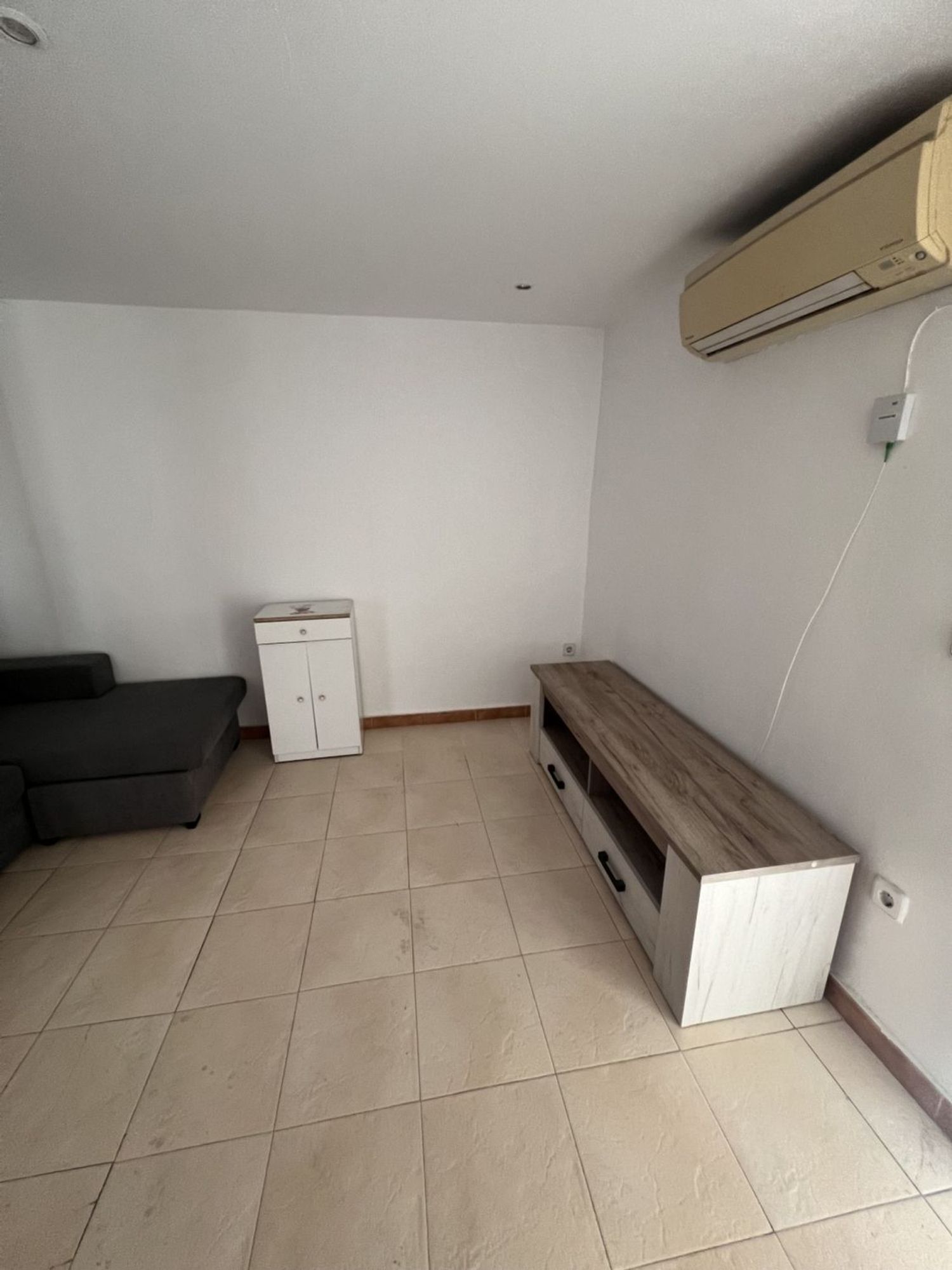 Piso en Calle del Capitán Angosto Gómez Castrillón, Centro - Foto 3