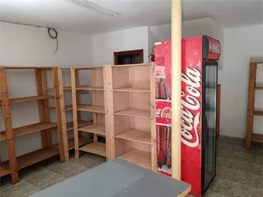 Local comercial en Centro - Foto 1