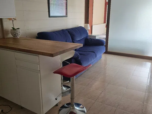 Estudio en calle de Saridakis, 24