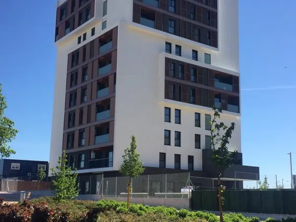 Estudio en calle Enrique Urquijo, 151