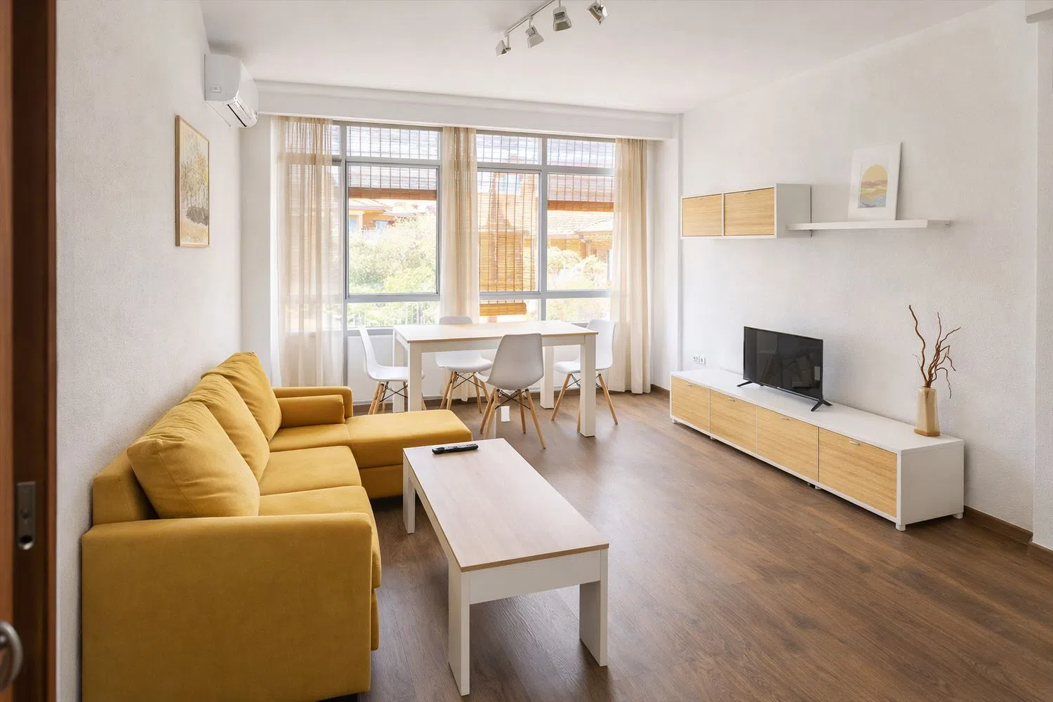 Piso en avenida de Cervantes, 18